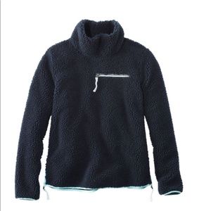 LL Bean‎ Women's Signature Sherpa Pullover
